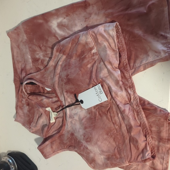 NWT Sports Bra and matching Nike shorts, size L/XL - Picture 3 of 5